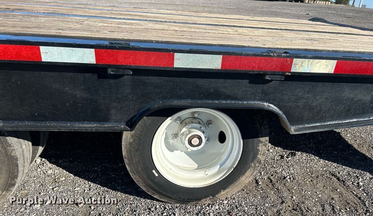 image for item KH9577 1991 Trail King TK70SA-182 drop deck equipment trailer