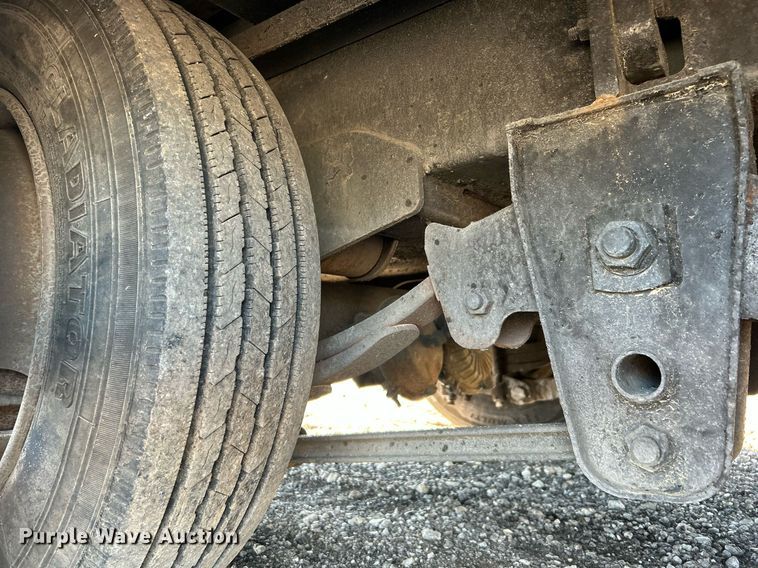 image for item KH9577 1991 Trail King TK70SA-182 drop deck equipment trailer