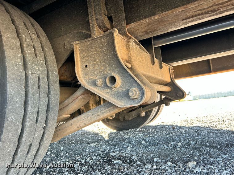 image for item KH9577 1991 Trail King TK70SA-182 drop deck equipment trailer