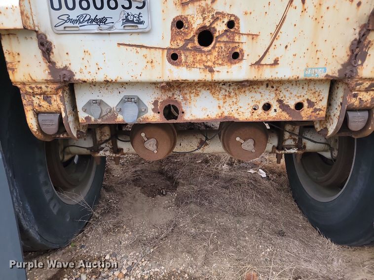 image for item KU9085 1999 Allco bottom dump pup trailer