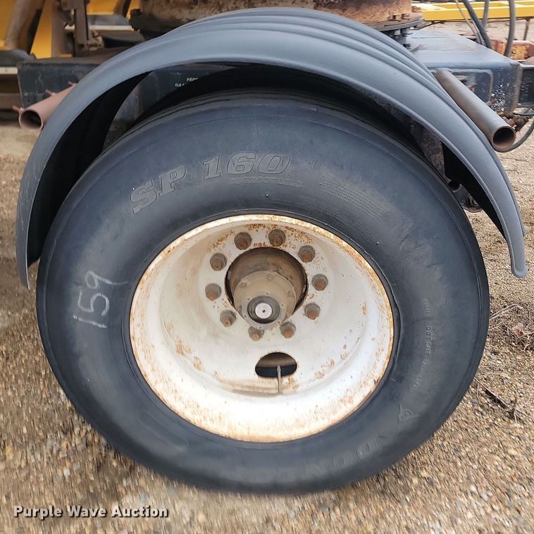 image for item KU9085 1999 Allco bottom dump pup trailer