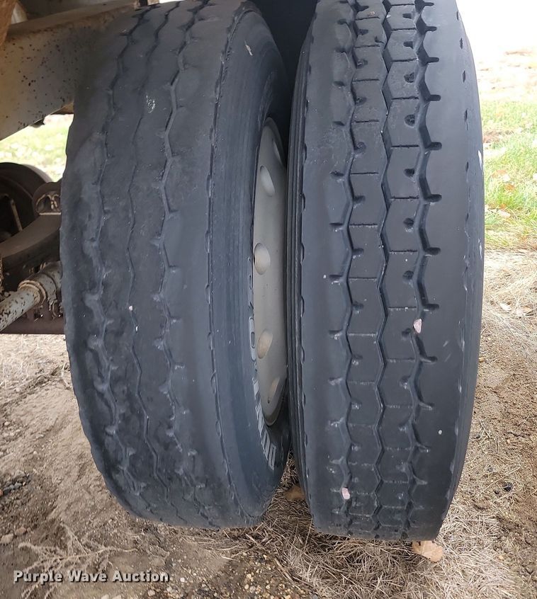 image for item KU9085 1999 Allco bottom dump pup trailer