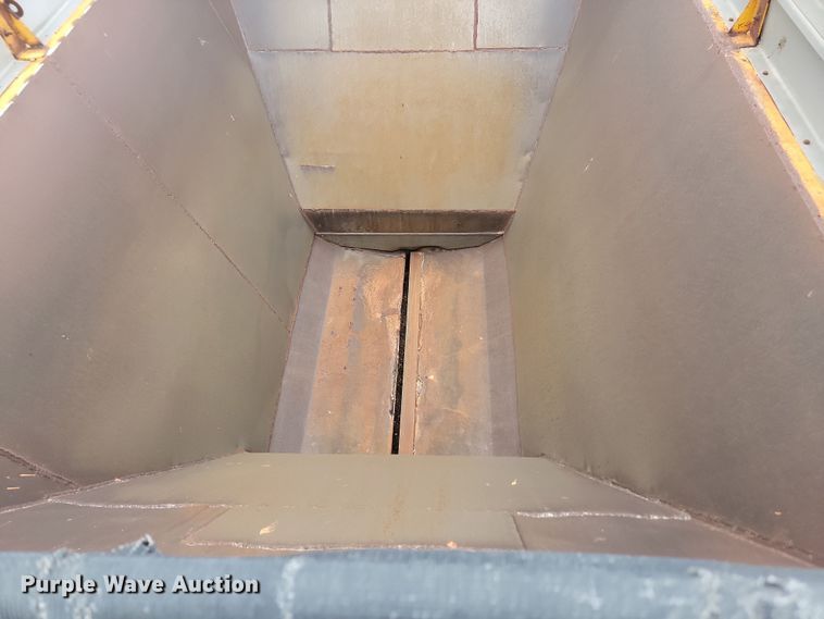 image for item KU9086 1994 Strick bottom dump pup trailer