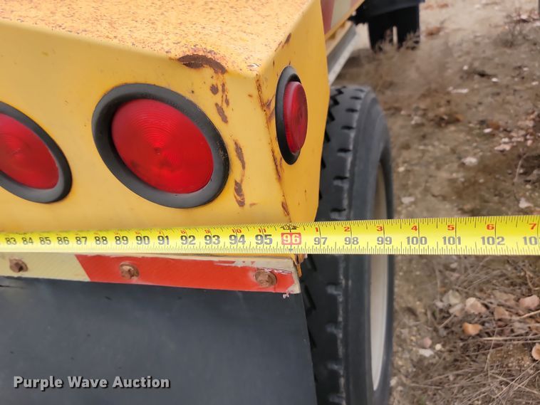 image for item KU9087 1994 Strick bottom dump pup trailer 