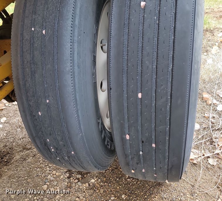 image for item KU9087 1994 Strick bottom dump pup trailer 