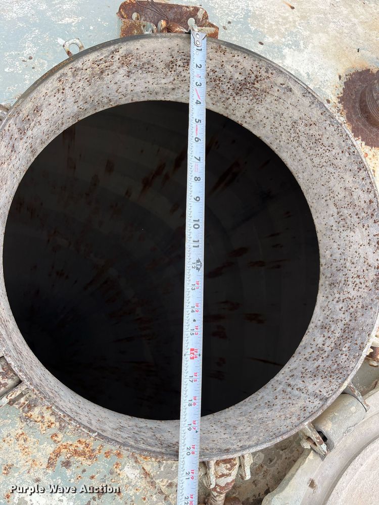 image for item LB9018 1974 Fruehauf  pneumatic dry bulk trailer