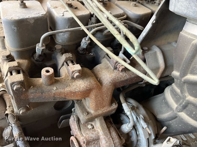 image for item LD9842 Cummins B5.9-160  engine