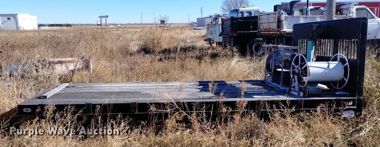 image for item LN9878 Knapheide  flatbed