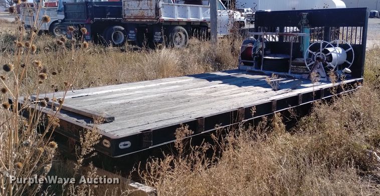 image for item LN9878 Knapheide  flatbed