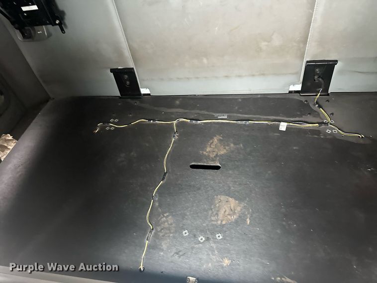 image for item LO9324 2015 Kenworth T880  semi truck