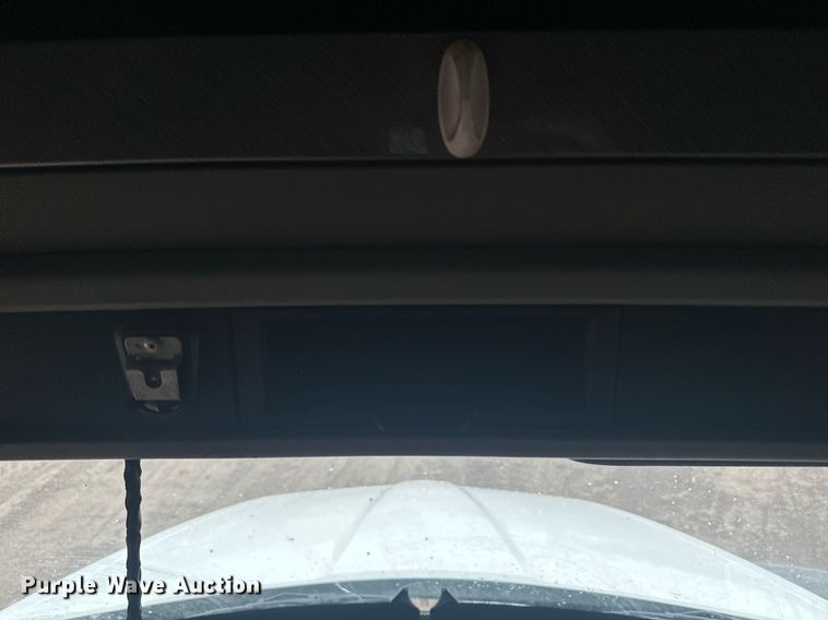 image for item LO9324 2015 Kenworth T880  semi truck