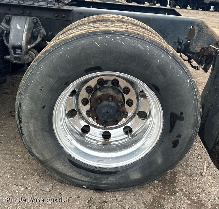 image for item LO9324 2015 Kenworth T880  semi truck