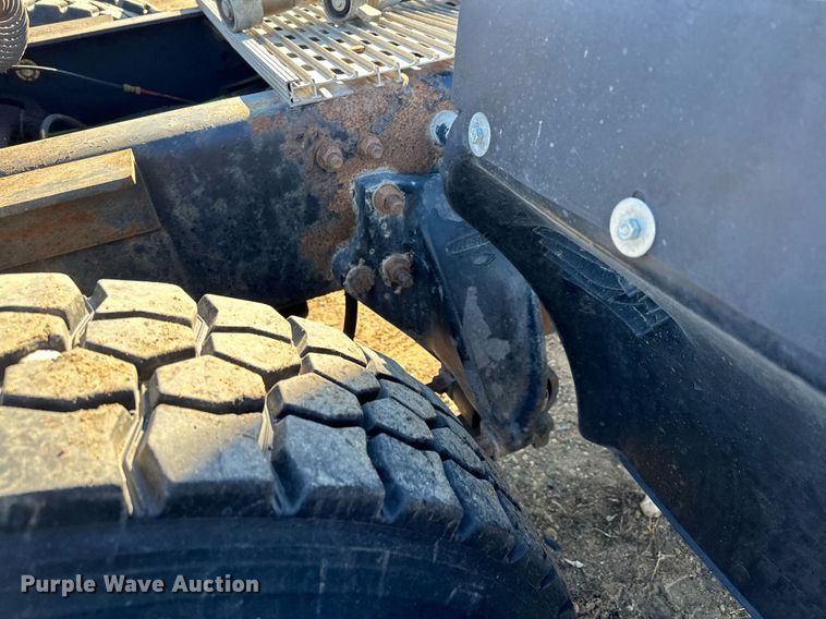 image for item LO9337 1998 Freightliner FLD  semi truck