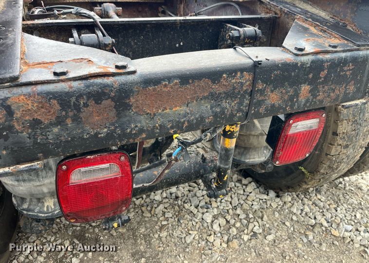 image for item MG9397 1986 Western Star 4900  semi truck