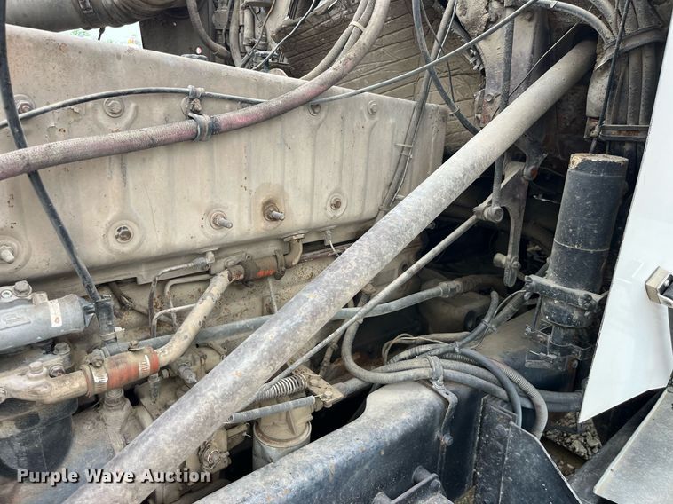 image for item MG9397 1986 Western Star 4900  semi truck