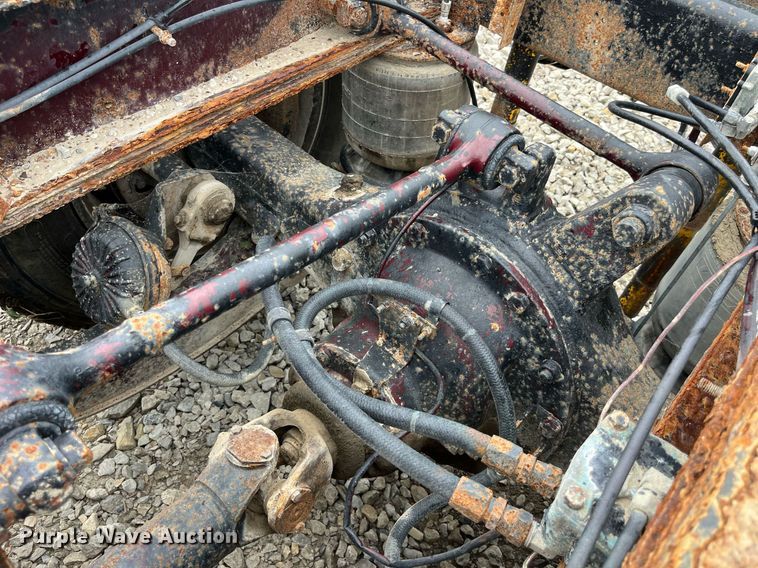 image for item MG9397 1986 Western Star 4900  semi truck