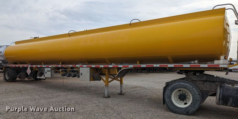 image for item MN9981 2006 Beall BAST-96-3-SB  tank trailer