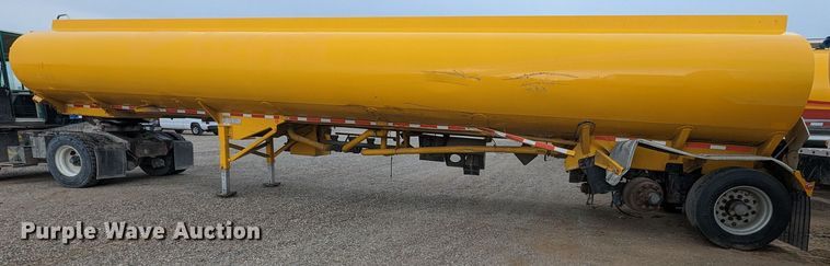 image for item MN9981 2006 Beall BAST-96-3-SB  tank trailer