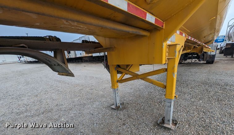 image for item MN9981 2006 Beall BAST-96-3-SB  tank trailer
