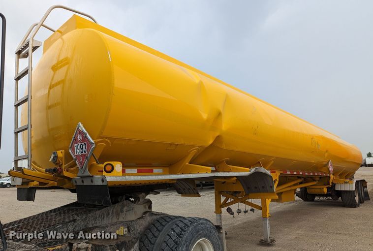 image for item MN9982 2005 Beall BAST-96-4-SB  tank trailer