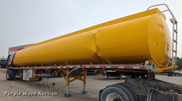 image for item MN9982 2005 Beall BAST-96-4-SB  tank trailer