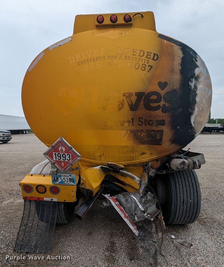 image for item MN9982 2005 Beall BAST-96-4-SB  tank trailer