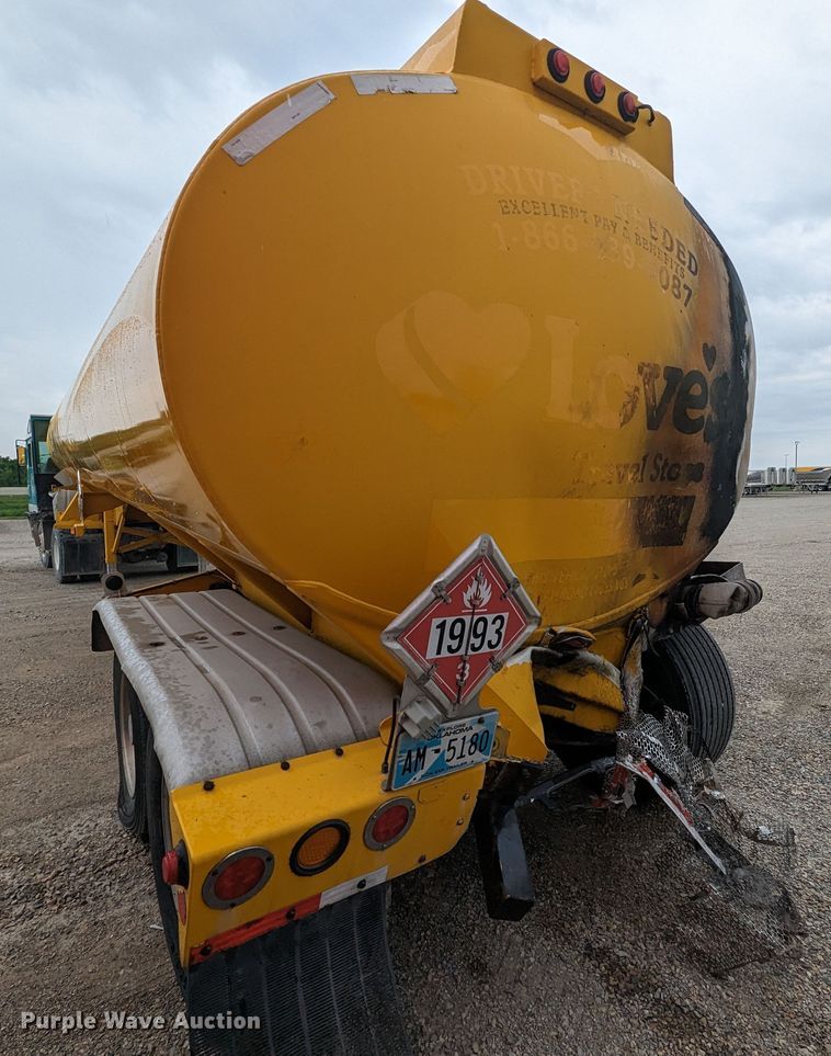 image for item MN9982 2005 Beall BAST-96-4-SB  tank trailer