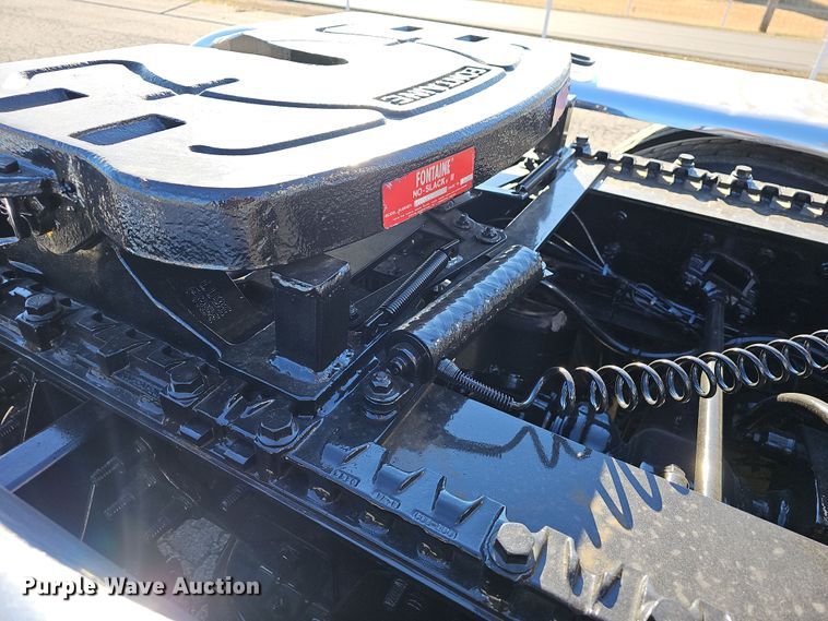 image for item NP9235 2011 International Lonestar  semi truck