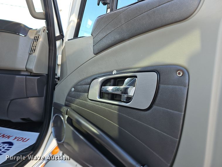 image for item NP9235 2011 International Lonestar  semi truck