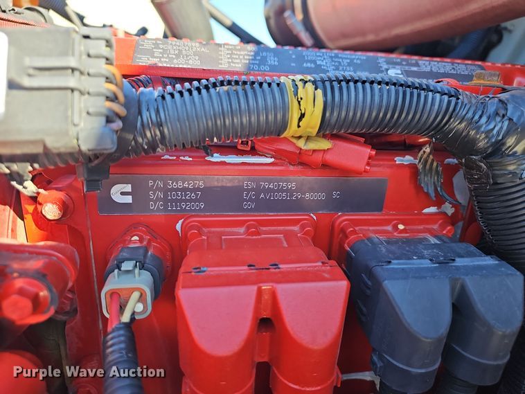 image for item NP9235 2011 International Lonestar  semi truck