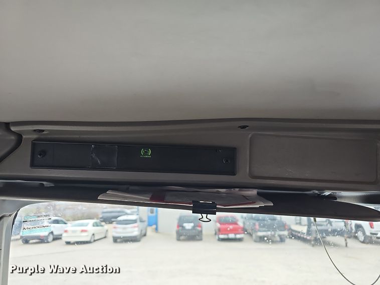 image for item NP9258 2005 Kenworth T800  semi truck