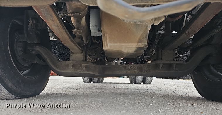 image for item NP9258 2005 Kenworth T800  semi truck