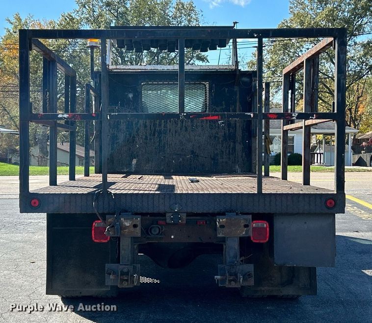 image for item NR9335 2000 Chevrolet T6500  flatbed truck