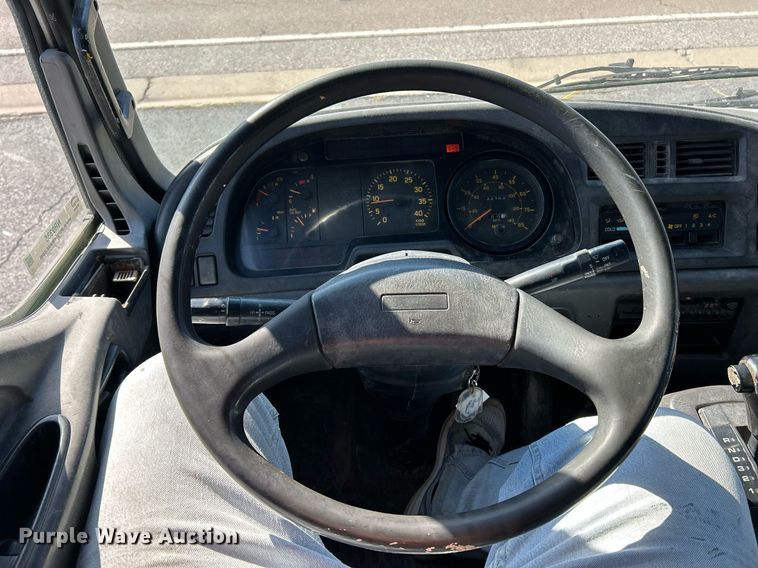 image for item NR9335 2000 Chevrolet T6500  flatbed truck