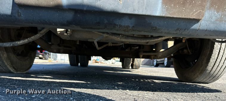 image for item NR9335 2000 Chevrolet T6500  flatbed truck