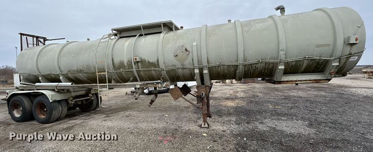 image for item NR9460 1960 Butler  tank trailer