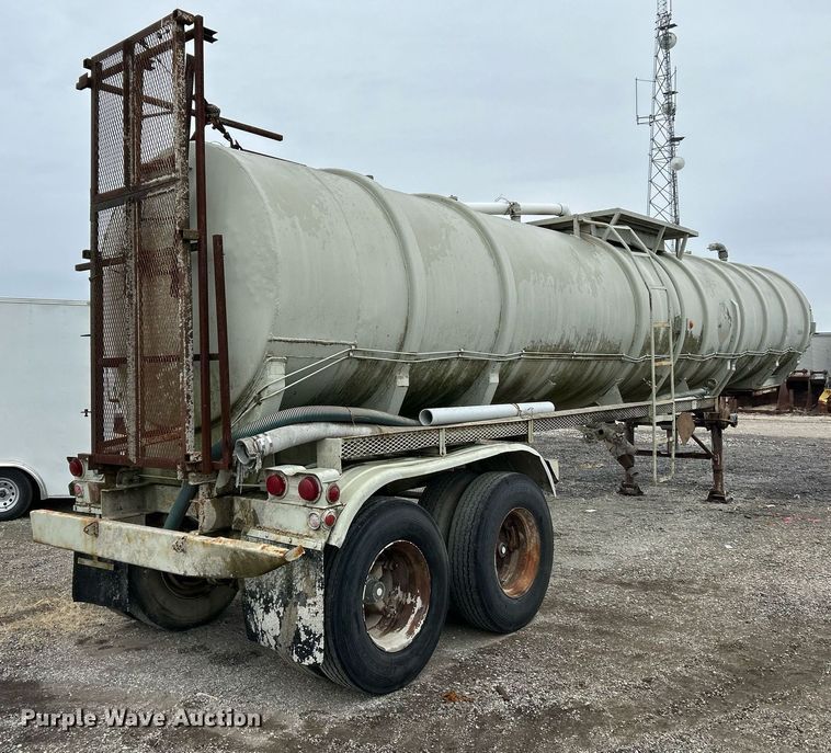 image for item NR9460 1960 Butler  tank trailer