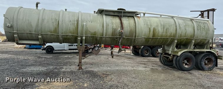 image for item NR9460 1960 Butler  tank trailer