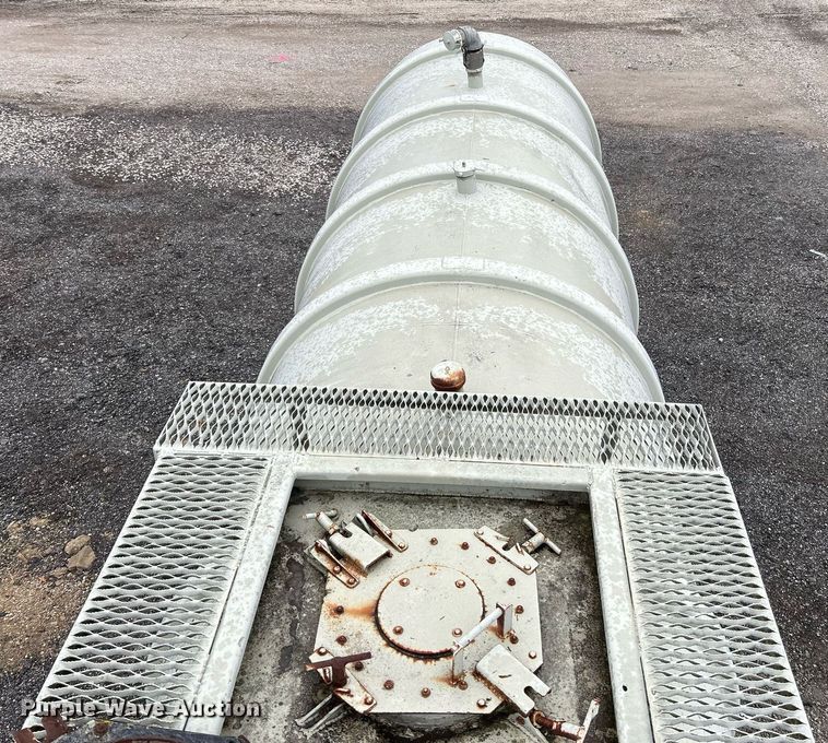 image for item NR9460 1960 Butler  tank trailer