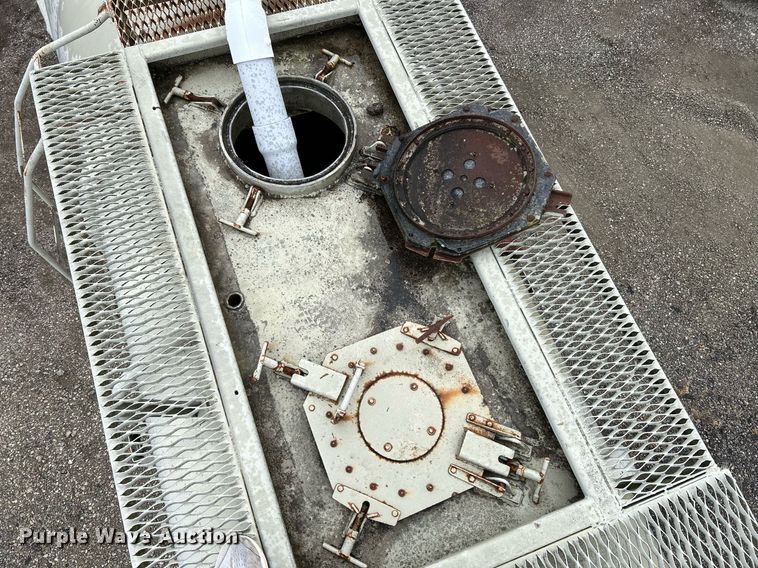 image for item NR9460 1960 Butler  tank trailer