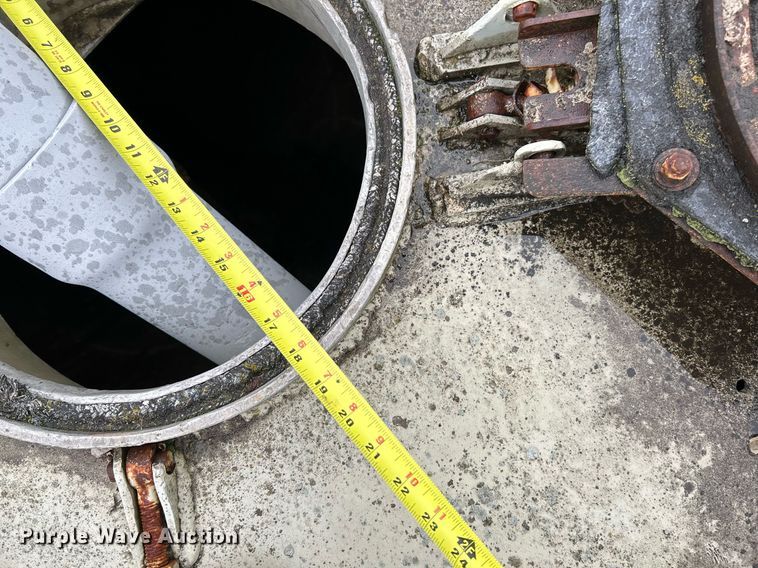 image for item NR9460 1960 Butler  tank trailer