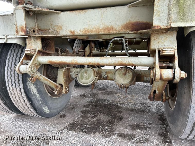image for item NR9460 1960 Butler  tank trailer