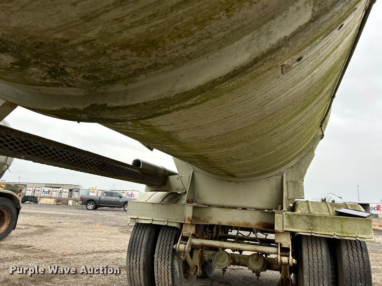 image for item NR9460 1960 Butler  tank trailer