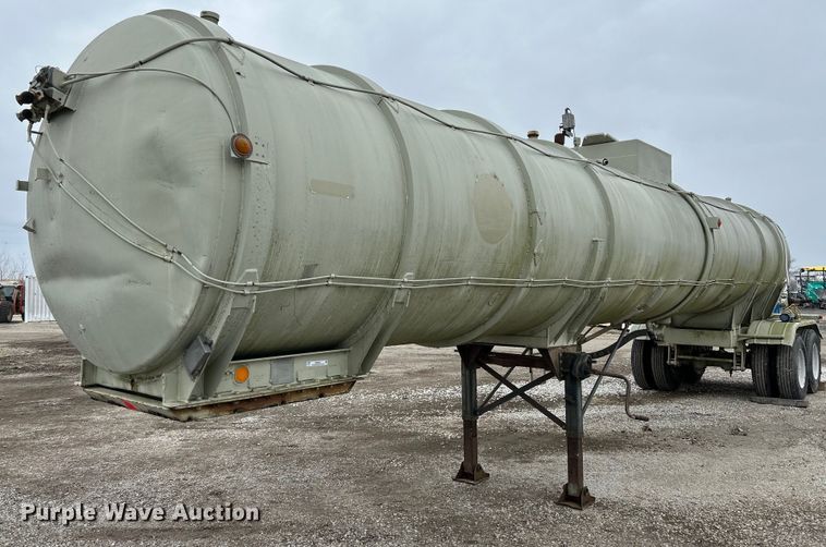 image for item NR9461 1964 Butler  tank trailer