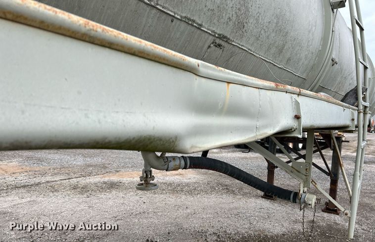 image for item NR9461 1964 Butler  tank trailer