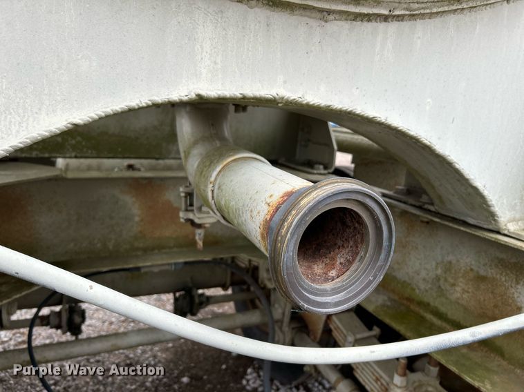 image for item NR9461 1964 Butler  tank trailer