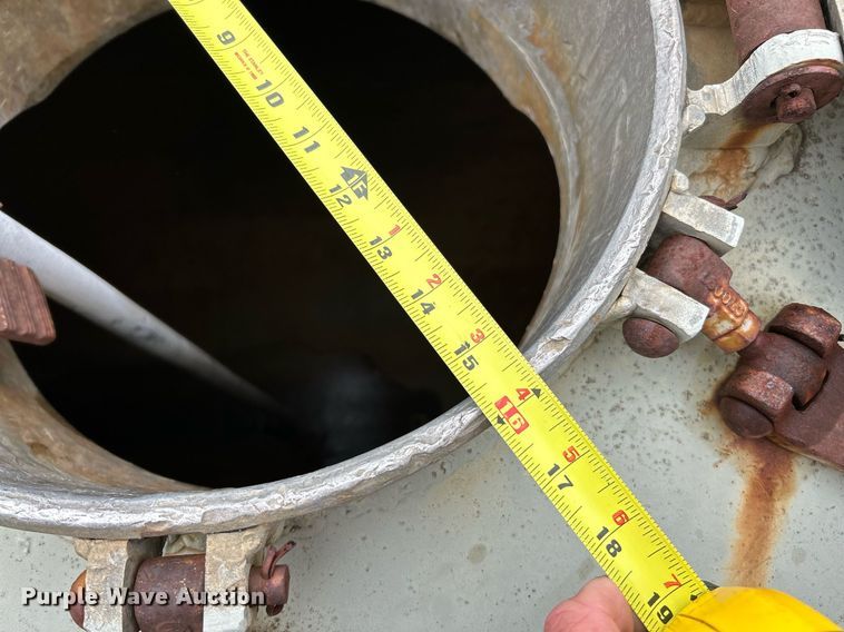 image for item NR9461 1964 Butler  tank trailer