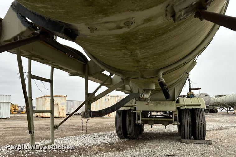 image for item NR9461 1964 Butler  tank trailer