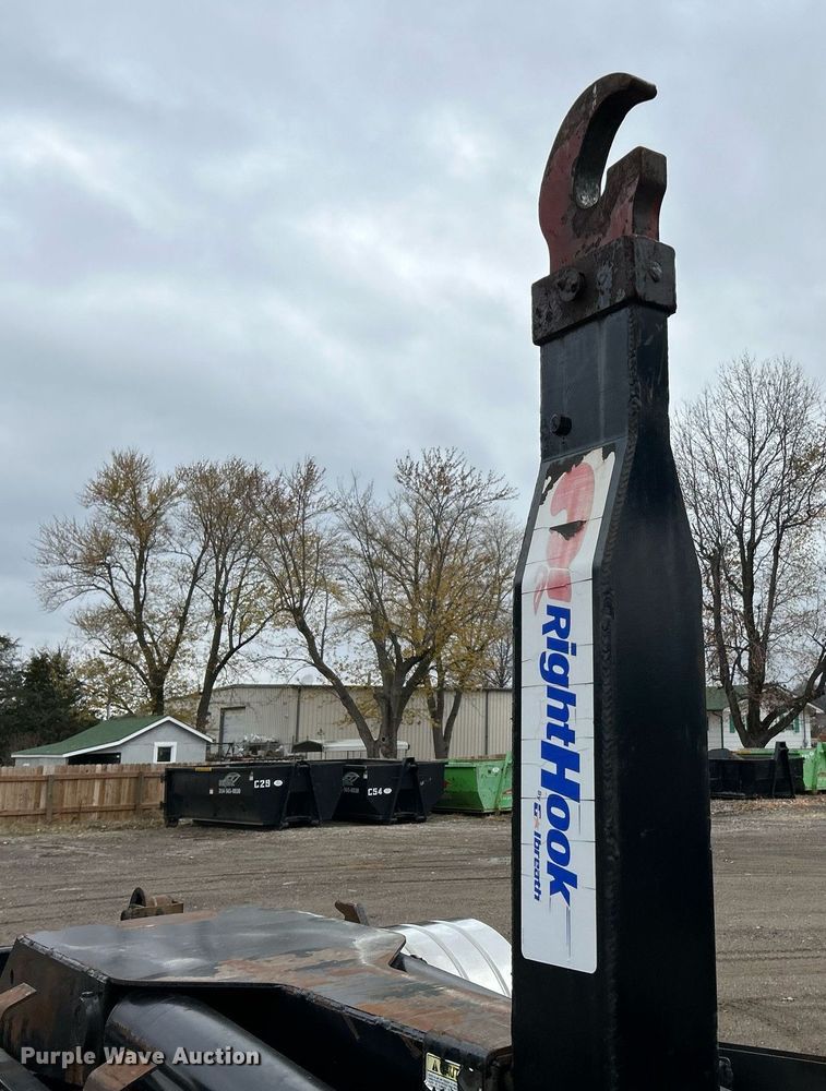 image for item NR9475 2014 Kenworth T370  rollback truck