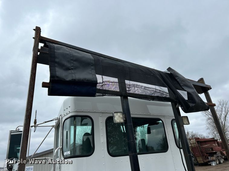 image for item NR9475 2014 Kenworth T370  rollback truck